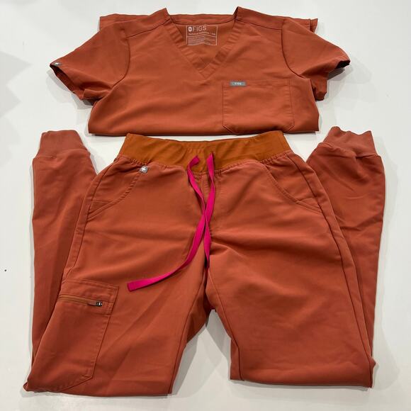 Figs Scrub Set in Terracotta Orange XXS Catarina Top Zamora Joggers Scrub Set - Picture 1 of 4